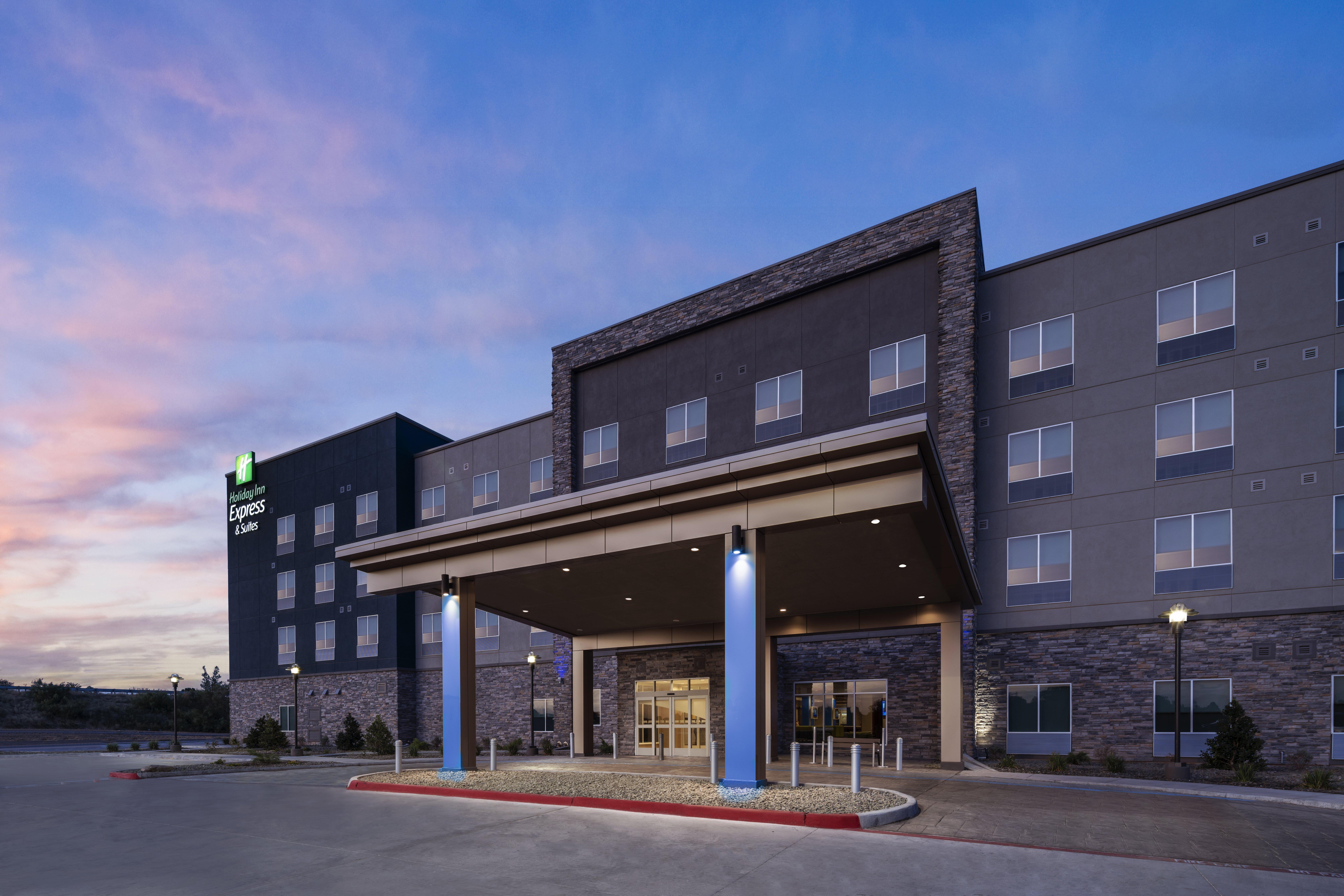 Holiday Inn Express & Suites - Odessa I-20 By Ihg Екстериор снимка